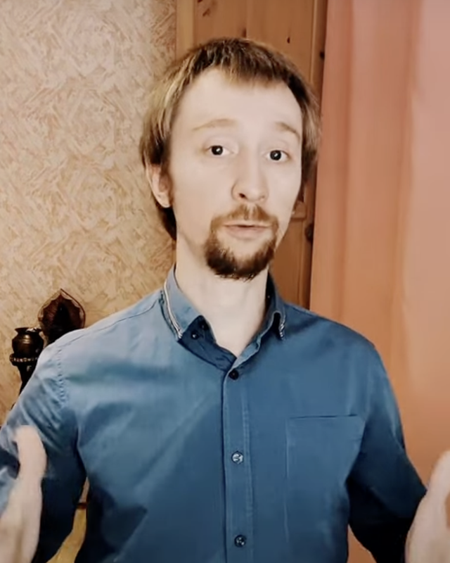 Опять 25 (Роман Лихачев)
