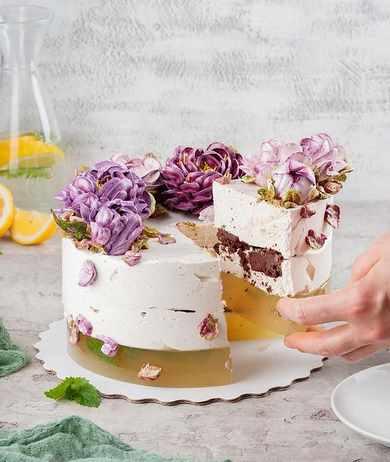 Обложка курса «Кремовая флористика, 7 сезон: Зефирные торты, зефирная флористика (malinovka_tort)»