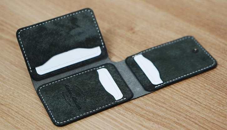 Картхолдер из кожи «Trifold» (HahnsAtelier)