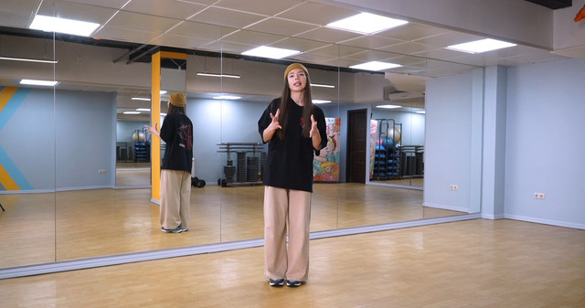 Обложка курса «[Puzzlebrain] Солнечный и ямайский: Dancehall для начинающих (Регина Мустафина)»