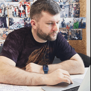 Обложка курса «Топ 50 примеров инфографики для одежды на Wildberries (Андрей Албитов)»