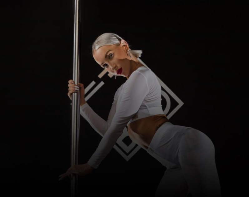 Обложка курса «Хореография Exotic Pole Dance Считалочка (Кристина Бродецкая)»